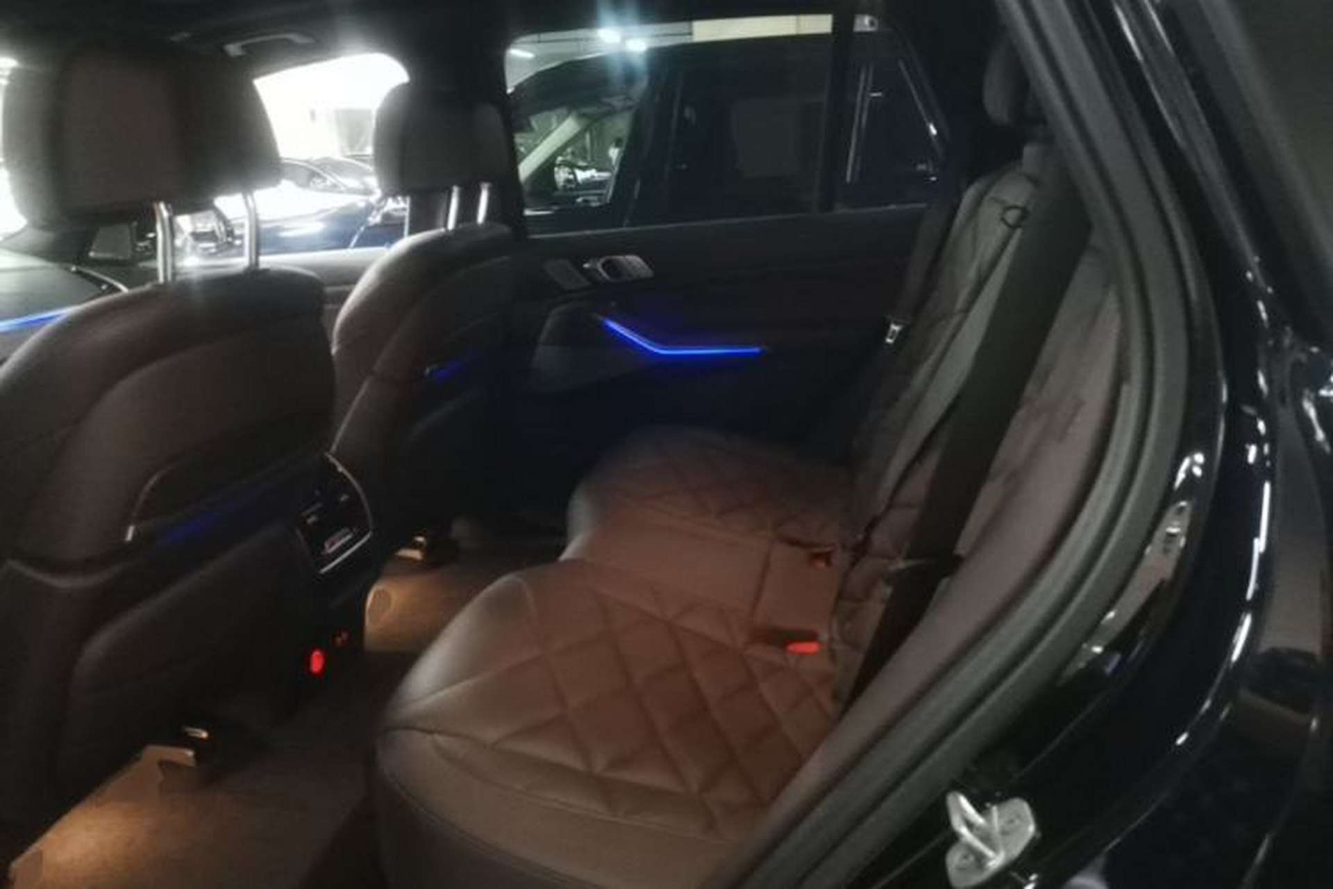 Used BMW X5 2022 Restyled xDrive 40Li M Sport Package Left Rear Seat