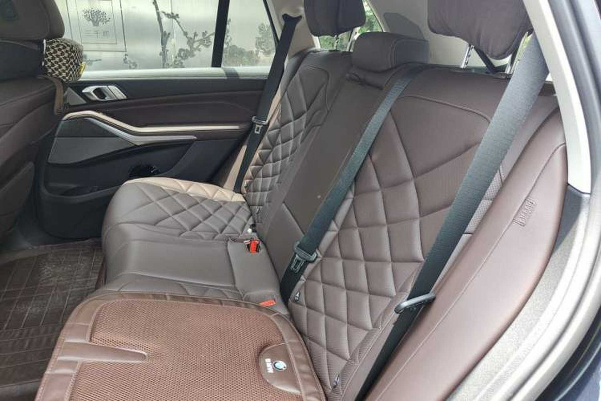 Used BMW X5 2022 Restyled xDrive 30Li Luxury Version M Sport Package Left Rear Seat