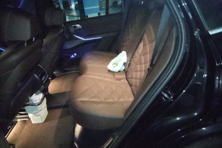 Used BMW X5 2022 Restyled xDrive 40Li Luxury Edition M Sport Package Left Rear Seat