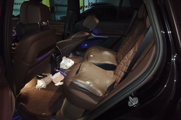 Used BMW X5 2022 Restyled xDrive 40Li M Sport Package Left Rear Seat