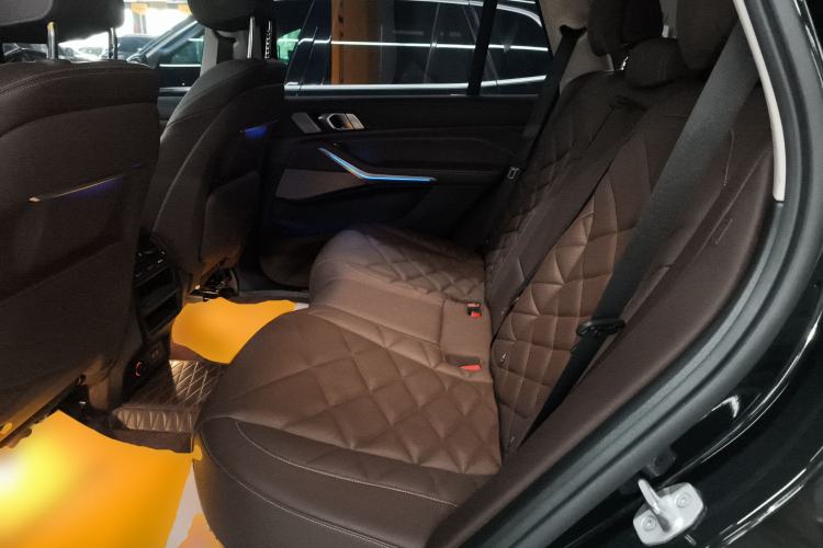 Used BMW X5 2022 Restyled xDrive 30Li M Sport Package Left Rear Seat