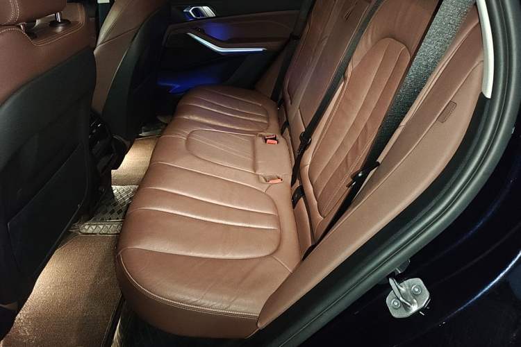 Used BMW X5 2022 xDrive30i M Sport Package Left Rear Seat