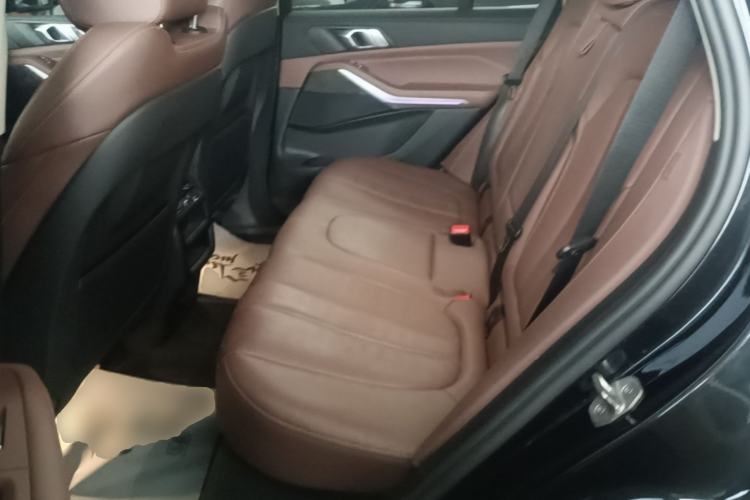 Used BMW X5 2022 xDrive30i M Sport Package Left Rear Seat