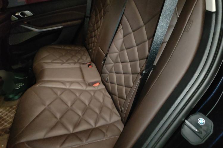 Used BMW X5 2022 Restyled xDrive 30Li Luxury Version M Sport Package Left Rear Seat