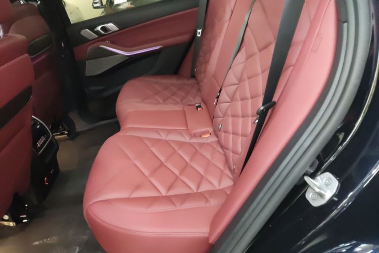 Used BMW X5 2022 Restyled xDrive 40Li M Sport Package Left Rear Seat
