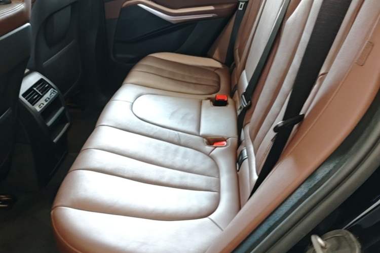 Used BMW X5 2022 xDrive30i M Sport Package Left Rear Seat