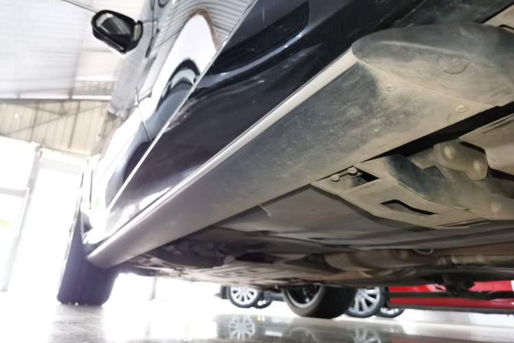 Used BMW X5 2022 Restyled xDrive 40Li M Sport Package Left Side Sill