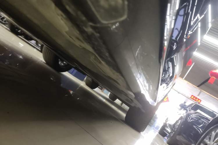 Used BMW X5 2022 Restyled xDrive 40Li M Sport Package Left Side Sill