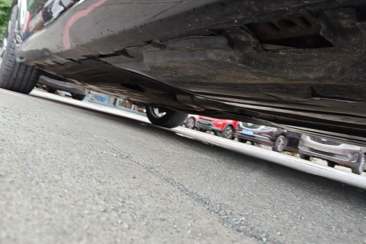 Used BMW X5 2022 xDrive 40Li M Sport Package Left Side Sill