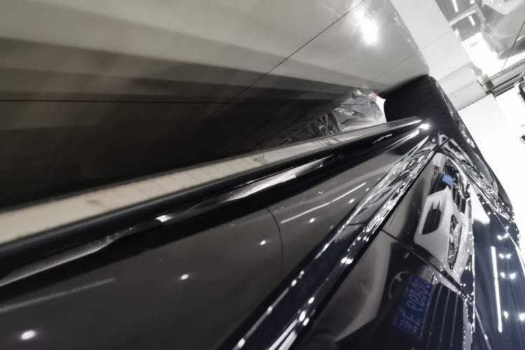 Used BMW X5 2022 Restyled xDrive 40Li M Sport Package Left Side Sill