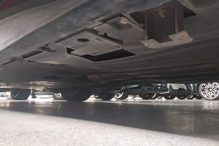 Used BMW X5 2022 xDrive40i M Sport Package Left Side Sill