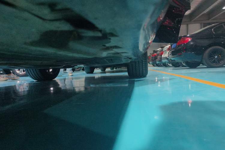 Used BMW X5 2022 xDrive40i M Sport Package Left Side Sill