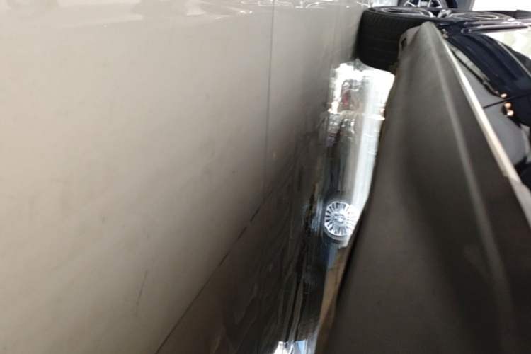 Used BMW X5 2022 xDrive30i M Sport Package Left Side Sill