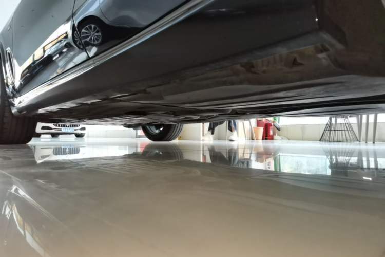 Used BMW X5 2022 Restyled xDrive 30Li Luxury Version M Sport Package Left Side Sill