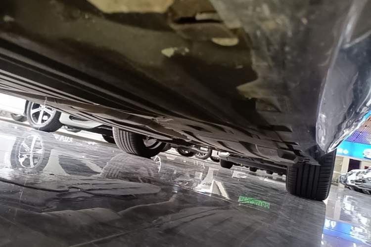 Used BMW X5 2022 Restyled xDrive 30Li Luxury Version M Sport Package Left Side Sill
