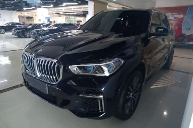 Used BMW X5 2022 Restyled xDrive 30Li Luxury Version M Sport Package