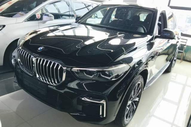 Used BMW X5 2022 xDrive 30Li M Sport Package