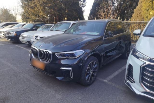 Used BMW X5 2022 xDrive 30Li Luxury M Sport Package