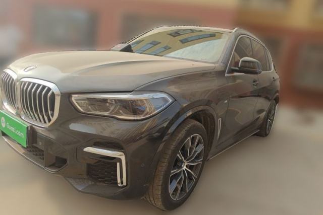 Używany BMW X5 2022 xDrive 30Li M Sport Package