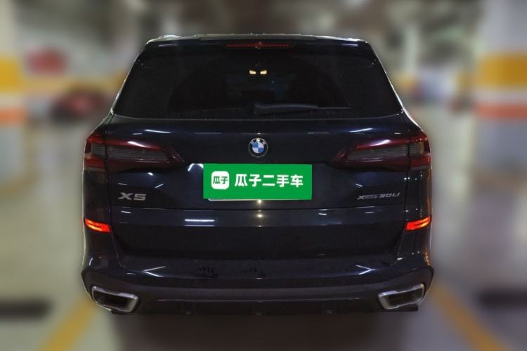 Used BMW X5 2022 xDrive 30Li Luxury M Sport Package Rear