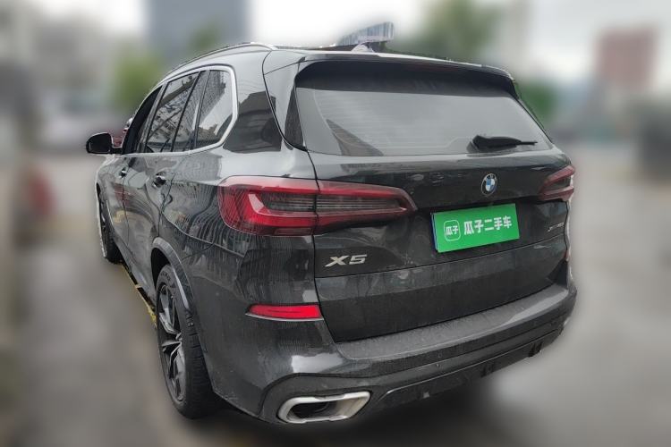 Used BMW X5 2022 Restyled xDrive 30Li Luxury Version M Sport Package Rear Left 45 Deg