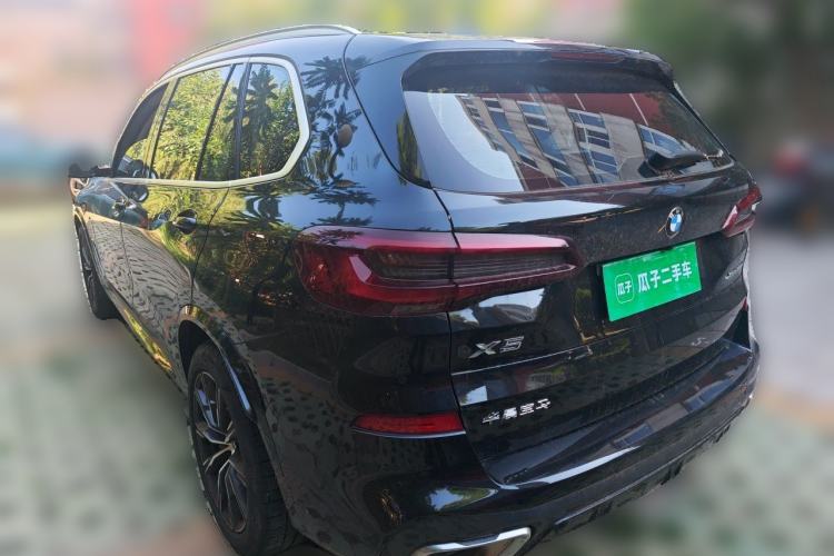 Used BMW X5 2022 Restyled xDrive 30Li Luxury Version M Sport Package Rear Left 45 Deg