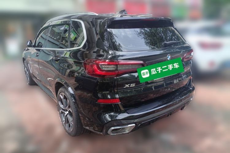 Used BMW X5 2022 xDrive 40Li Luxury Edition M Sport Package Rear Left 45 Deg