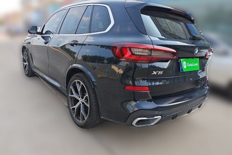 Used BMW X5 2022 xDrive40i Luxury Edition M Sport Package Rear Left 45 Deg