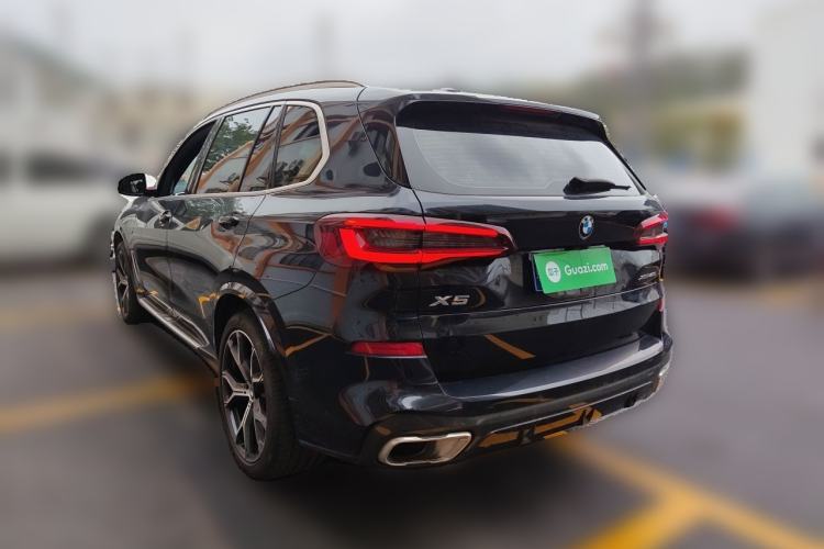 Used BMW X5 2022 Restyled xDrive 40Li M Sport Package Rear Left 45 Deg