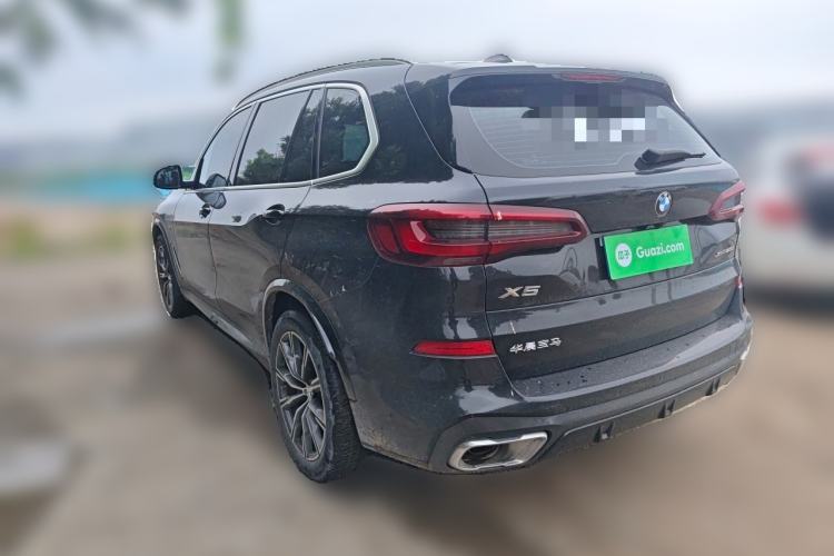 Used BMW X5 2022 Restyled xDrive 30Li Luxury Version M Sport Package Rear Left 45 Deg