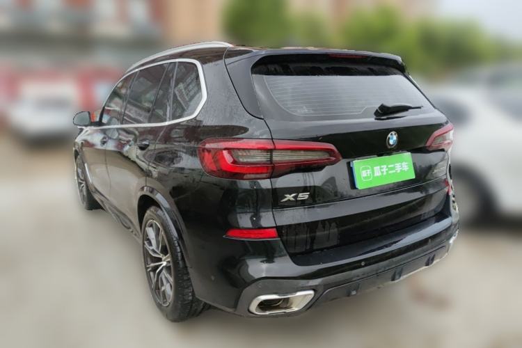 Used BMW X5 2022 Restyled xDrive 30Li Luxury Version M Sport Package Rear Left 45 Deg