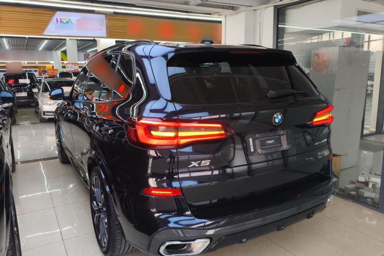 Used BMW X5 2022 Restyled xDrive 40Li M Sport Package Rear Left 45 Deg