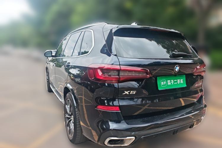 Used BMW X5 2022 Restyled xDrive 30Li Luxury Version M Sport Package Rear Left 45 Deg