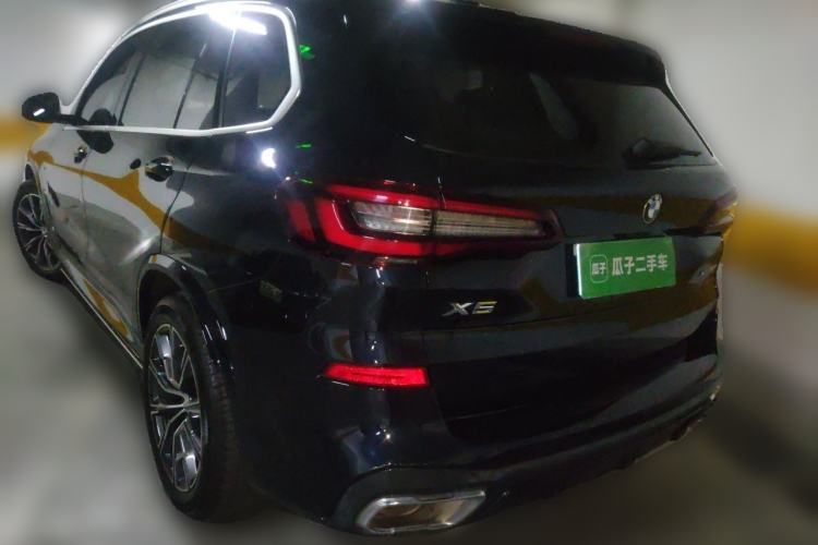 Used BMW X5 2022 Restyled xDrive 30Li Luxury Version M Sport Package Rear Left 45 Deg
