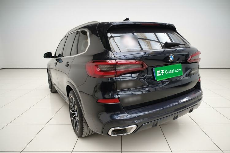 Used BMW X5 2022 Restyled xDrive 30Li Luxury Version M Sport Package Rear Left 45 Deg