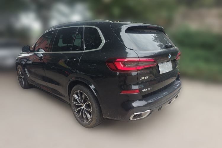 Used BMW X5 2022 Restyled xDrive 30Li Luxury Version M Sport Package Rear Left 45 Deg