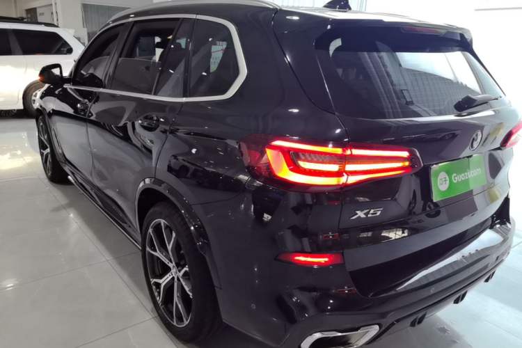 Used BMW X5 2022 Restyled xDrive 40Li M Sport Package Rear Left 45 Deg
