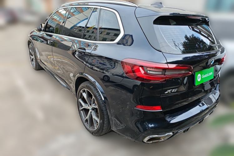 Used BMW X5 2022 xDrive 40Li M Sport Package Rear Left 45 Deg