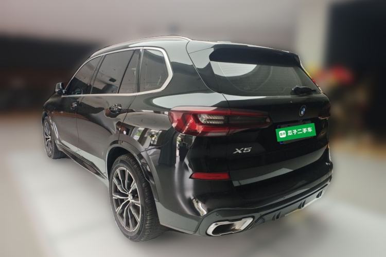 Used BMW X5 2022 xDrive 30Li M Sport Package Rear Left 45 Deg