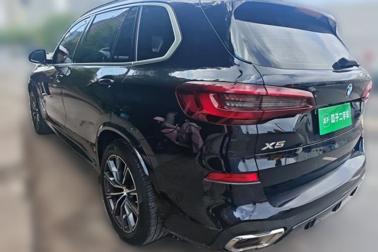 Used BMW X5 2022 Restyled xDrive 30Li Luxury Version M Sport Package Rear Left 45 Deg