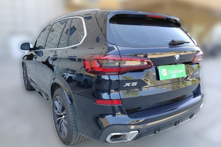 Used BMW X5 2022 Restyled xDrive 30Li Luxury Version M Sport Package Rear Left 45 Deg