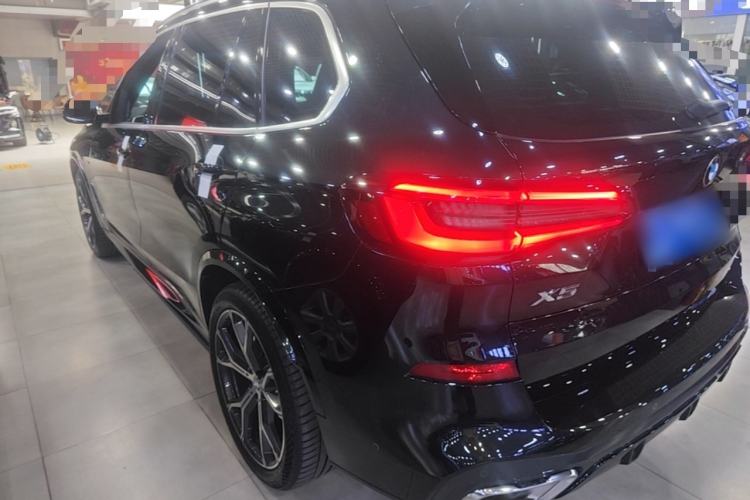 Used BMW X5 2022 Restyled xDrive 40Li M Sport Package Rear Left 45 Deg