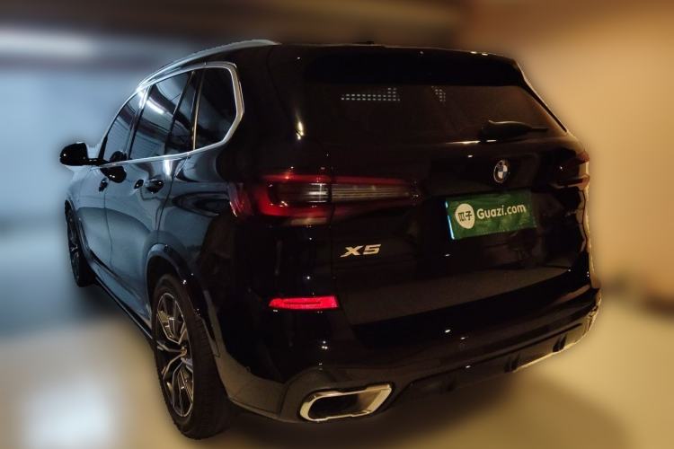 Used BMW X5 2022 Restyled xDrive 30Li Luxury Version M Sport Package Rear Left 45 Deg