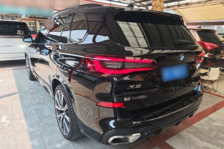 Used BMW X5 2022 Restyled xDrive 40Li M Sport Package Rear Left 45 Deg