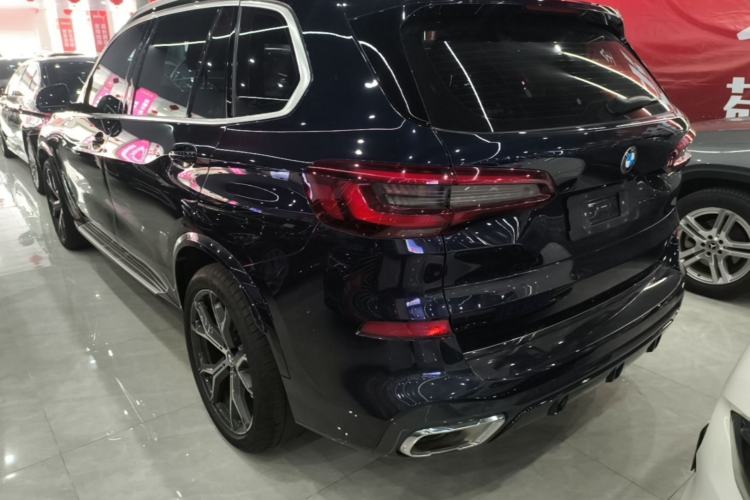 Used BMW X5 2022 Restyled xDrive 40Li M Sport Package Rear Left 45 Deg