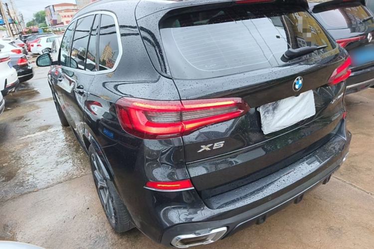 Used BMW X5 2022 Restyled xDrive 40Li M Sport Package Rear Left 45 Deg