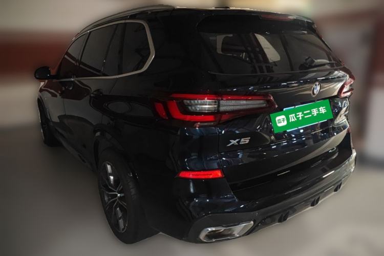 Used BMW X5 2022 Restyled xDrive 30Li Luxury Version M Sport Package Rear Left 45 Deg