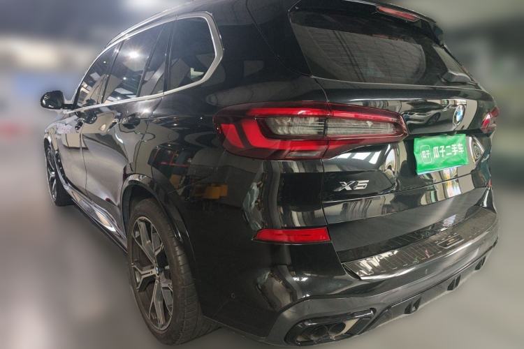 Used BMW X5 2022 xDrive 40Li M Sport Package Rear Left 45 Deg