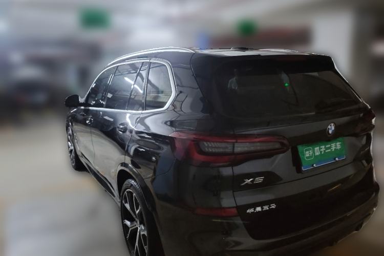 Used BMW X5 2022 Restyled xDrive 40Li Luxury Edition M Sport Package Rear Left 45 Deg