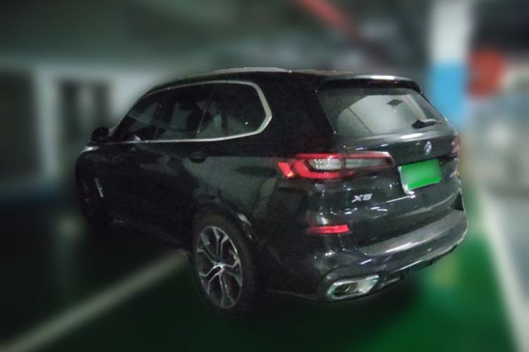 Used BMW X5 2022 Restyled xDrive 40Li Luxury Edition M Sport Package Rear Left 45 Deg